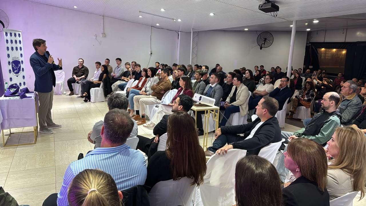 LLA Misiones fortalece su armado territorial en Oberá con la mira puesta en 2027 3